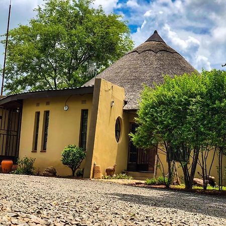 Lesoma Valley Lodge Kasane Exterior photo